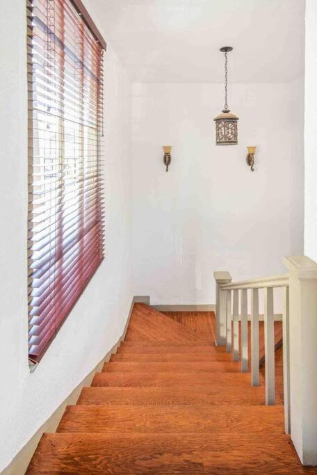 לוס אנג'לס The Spanish Hideaway מראה חיצוני תמונה